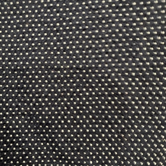 Limited navy and white cropped pants. - Picture 2 of 3